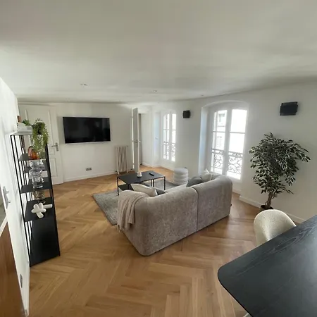 Apartment Neuf A 500m Des Champs-elysees